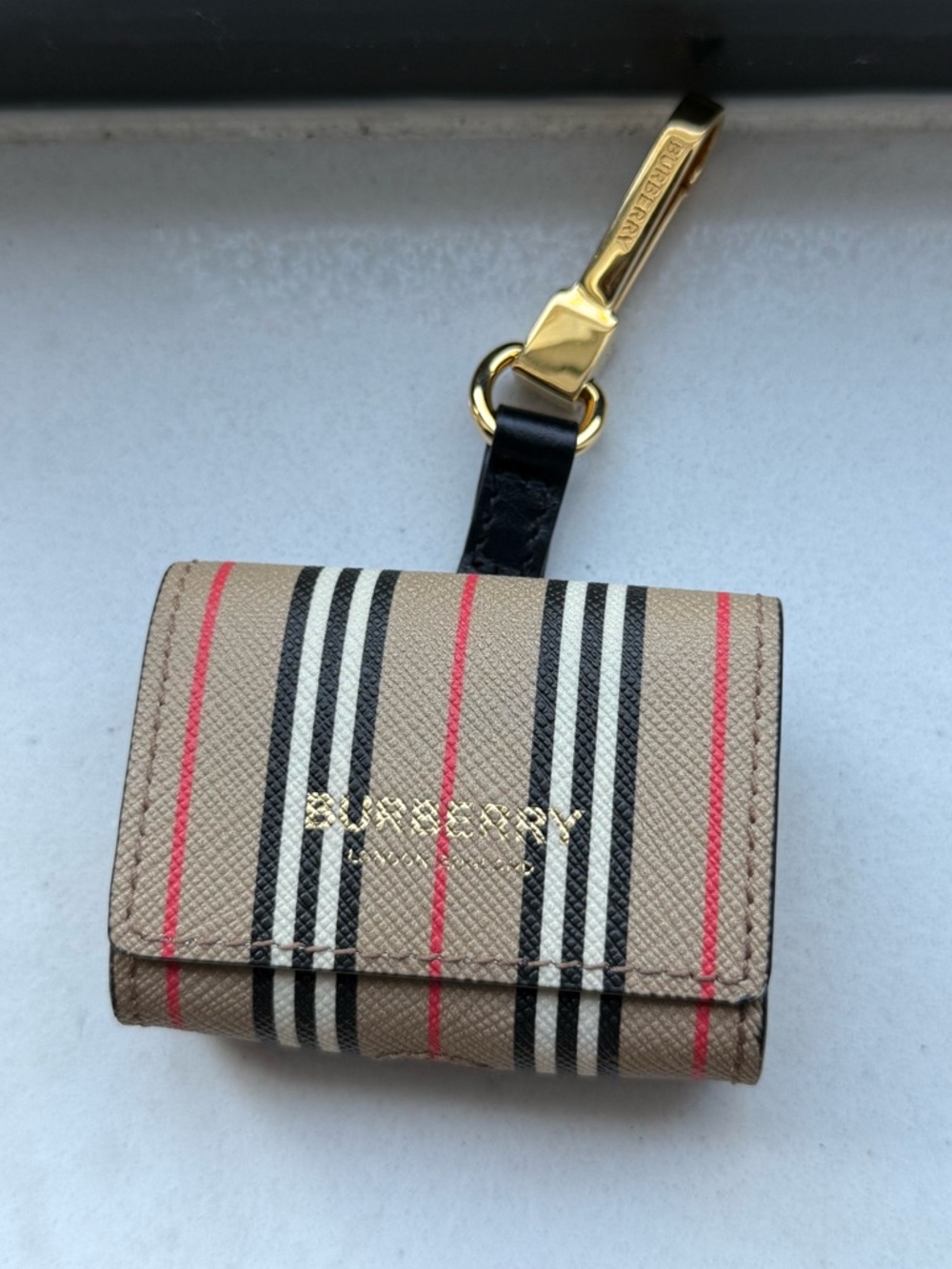 Burberry Icon Stripe E-canvas AirPods Pro Case/keychain/bagcharm